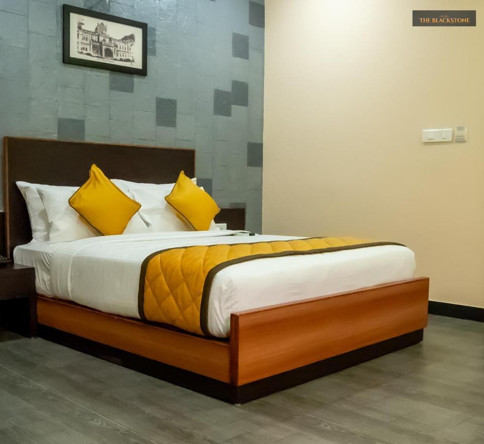 Hotel The Black Stone Bengaluru Kültér fotó