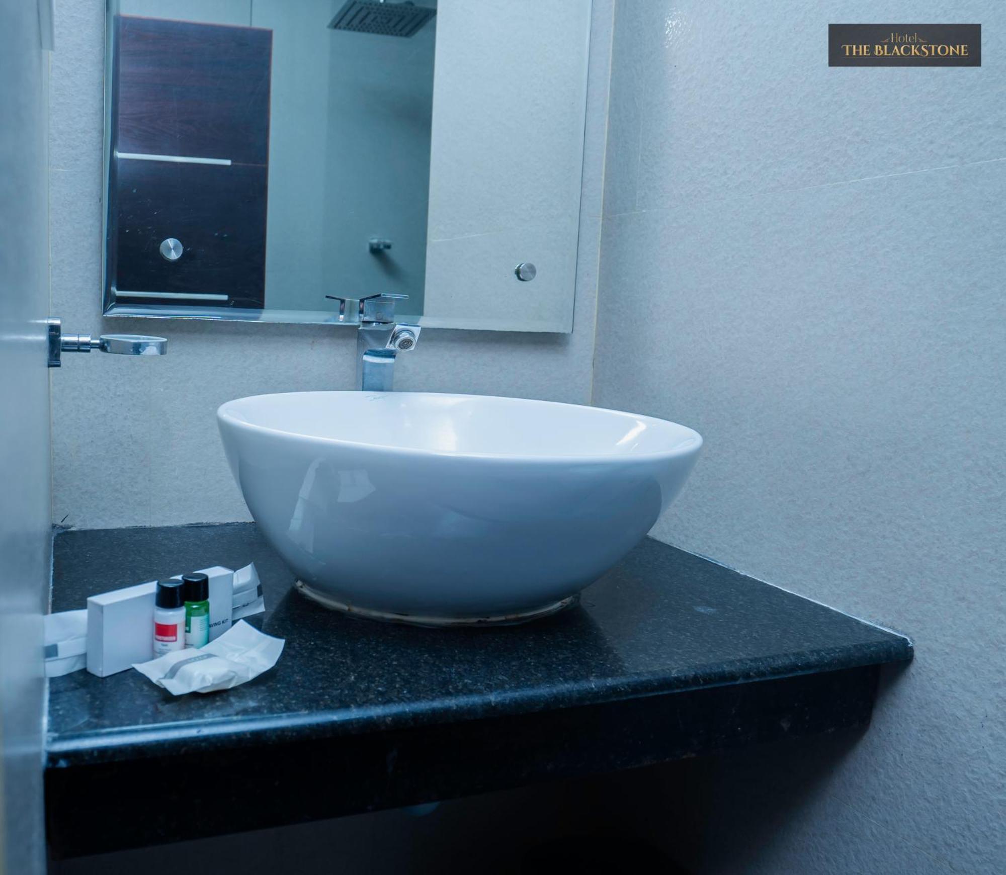 Hotel The Black Stone Bengaluru Kültér fotó